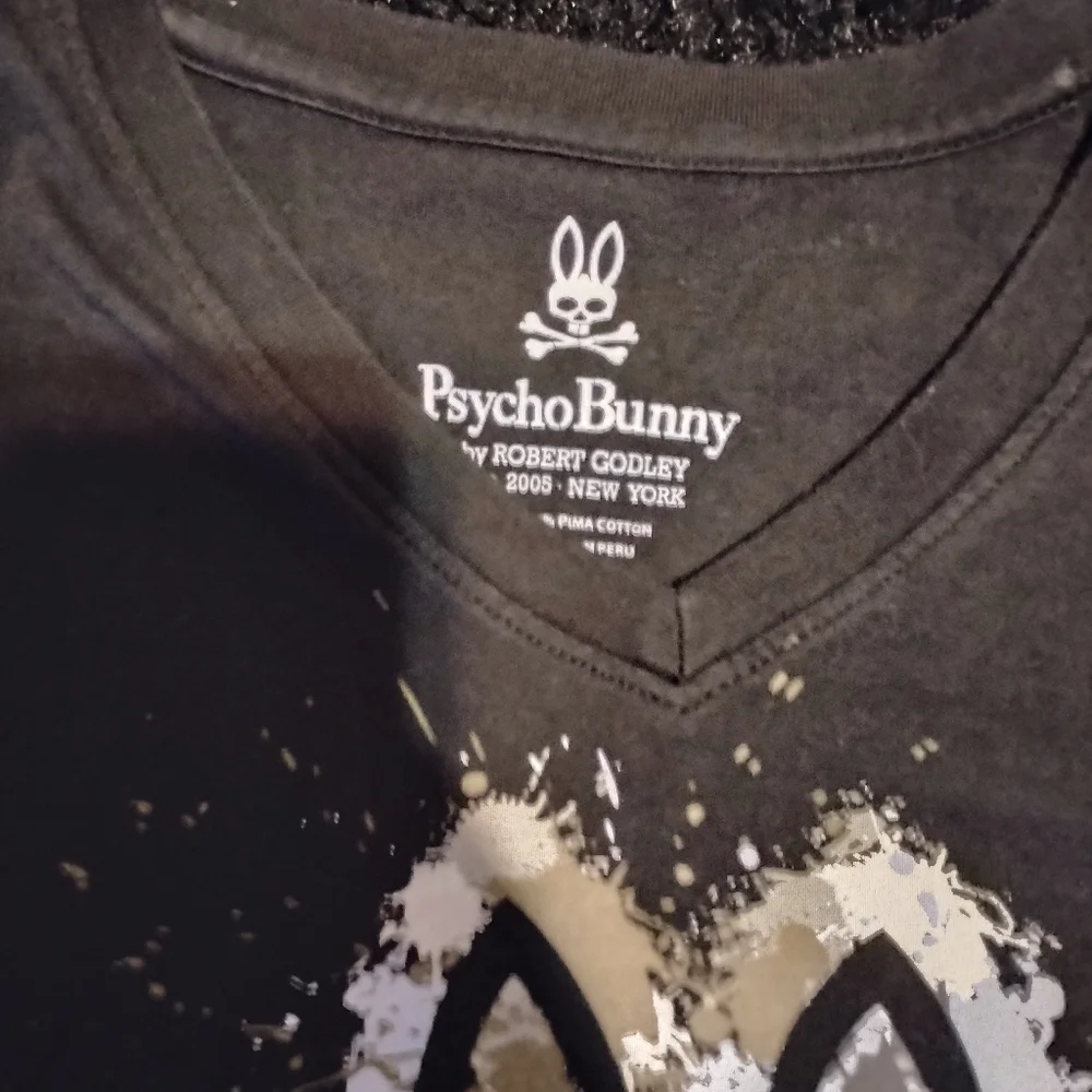 Psycho Bunny Black Skull and Crossbones Graphic Tee - Picture 4 of 6